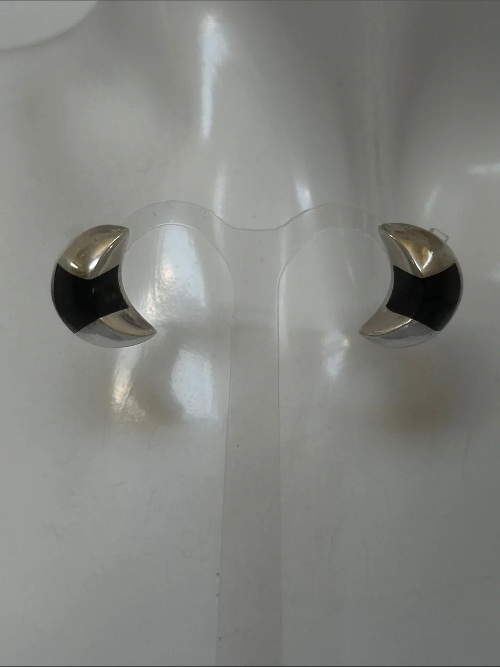 Silpada 925 Sterling Silver ONYX stone earrings